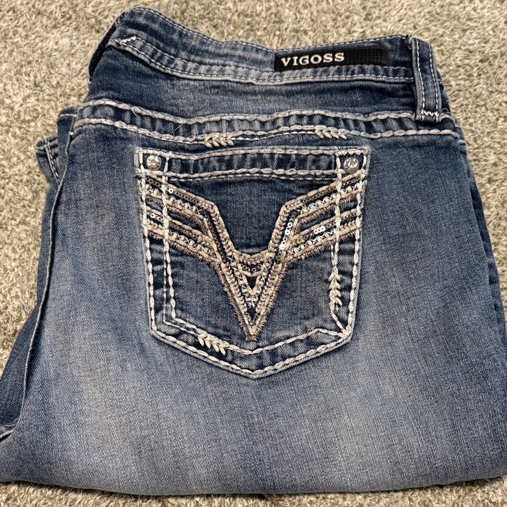Vigoss Women's Denim Jeans with Embroidered Pocket Chelsea Boot cut